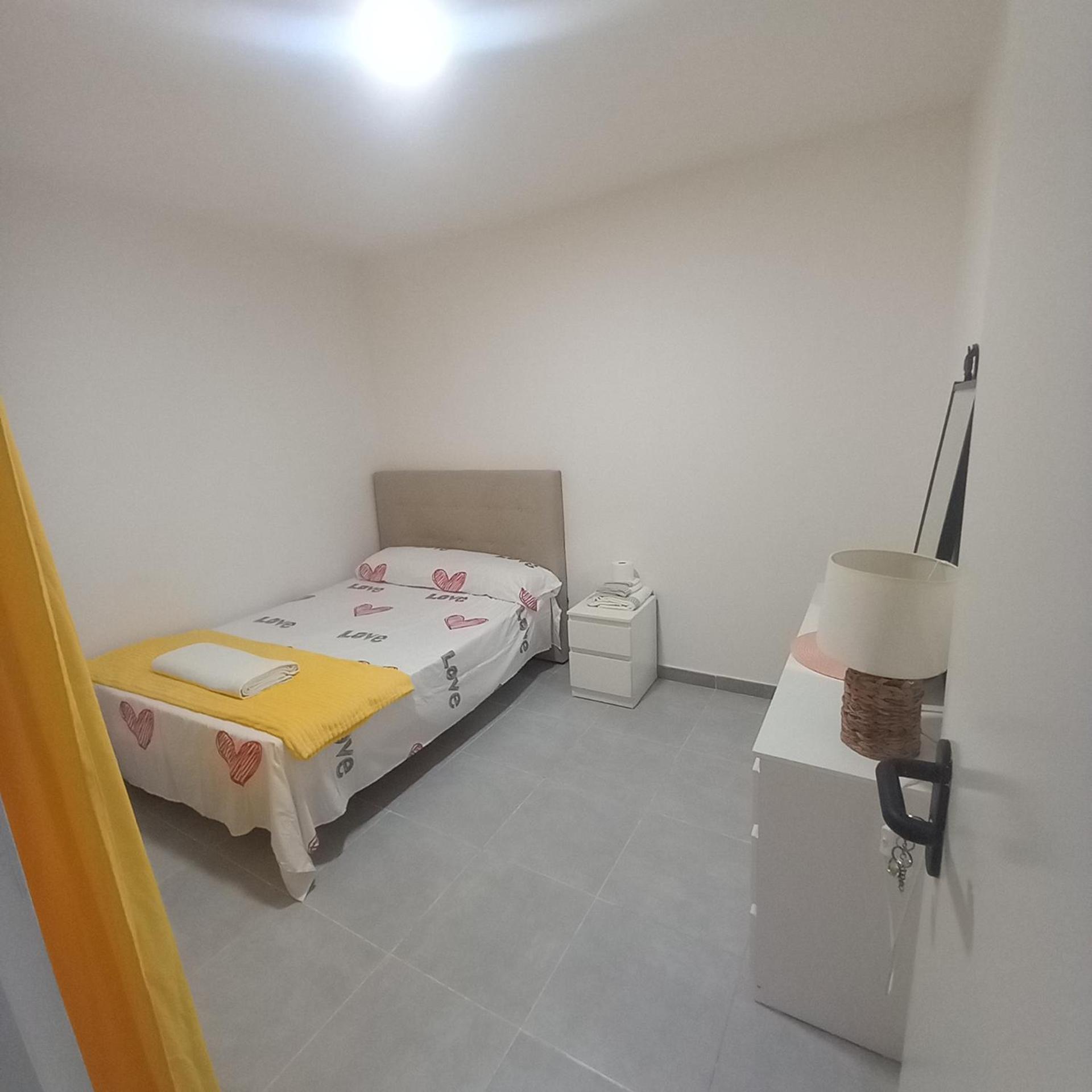 Hiromi Room Calle Julio Antonio 阿利坎特 外观 照片